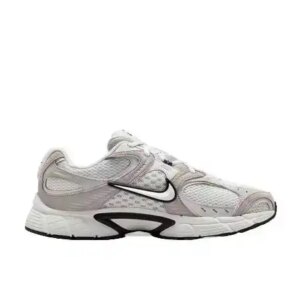 Nike V5 Sneaker
