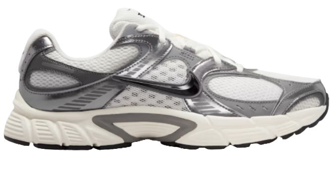 Nike V5 RNR Sneaker
